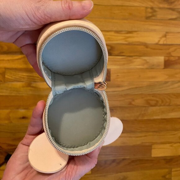 Pacifier Case with Clip, Minnie Mouse - Picture 4 of 4